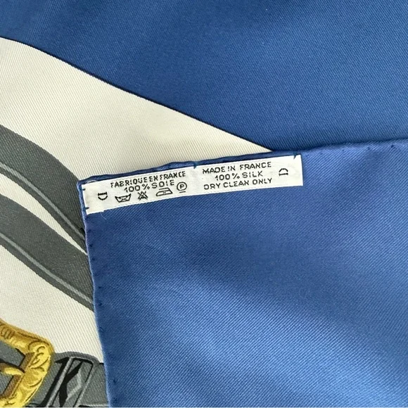Hermès Brides de Gala Silk Scarf in Royal Blue White & Gold - Picture 4 of 14